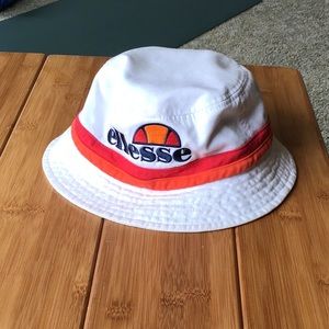 Ellesse white bucket hat